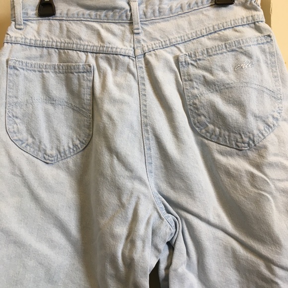 Chic Vintage Mom high waist mom jean. - Picture 2 of 3